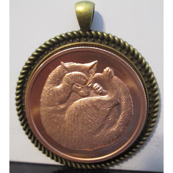 NEW! SLEEPING CAT  .999 Fine Copper High Relief Kitten Pet owners Round/Pendant - Picture 5 of 7